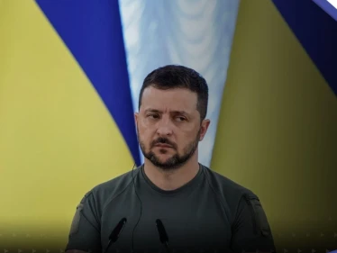زيلينسكي يصل إلى تركيا ويكشف ما سيناقشه مع أردوغان