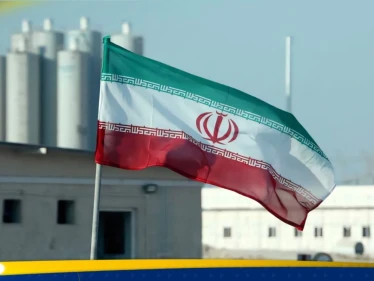 مع بدء العد التنازلي لفرض العقوبات على إيران.. كيف تعمل "آلية الزناد"؟