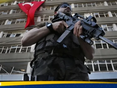 هجوم مسلح على مركز للشرطة في ولاية إزمير التركية