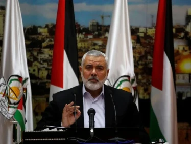 حماس تدعو الفصائل الفلسطينية بغزة للاستعداد وتطلب من الفلسطينيين الزحف للمسجد الأقصى