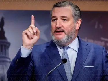 تيد كروز يتهم إيران بتسليح البوليساريو وتحويلها إلى 