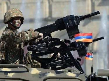 أنباء عن انقلاب عسكري في أرمينيا ورئيس الوزراء يصرّح
