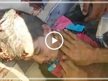 شاهد بالفيديو لحظة انتشال طفل من تحت ركام منزله في "حاس" جنوبي إدلب، جرّاء القصف الجوي الذي استهدف المنطقة