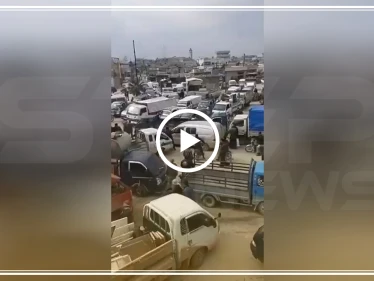 بالفيديو || "حدود العالم مغلقة" أعداد ضخمة من النازحين باتوا بسياراتهم في ريف إدلب