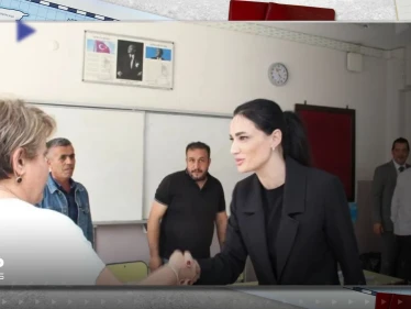 من هي سيدا ساريباش ملكة الجمال التي فازت في انتخابات البرلمان التركي؟