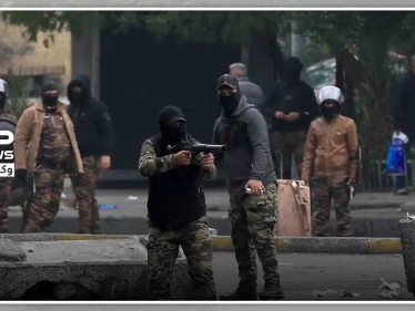 هجمات طعن على المحتجين في ساحة التحرير وسط بغداد (صور + فيديو)
