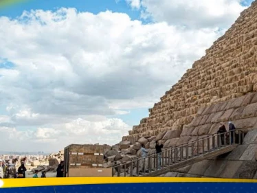 حسمت قرارها.. مصر تنهي الجدل بشأن مشروع "تبليط الهرم"
