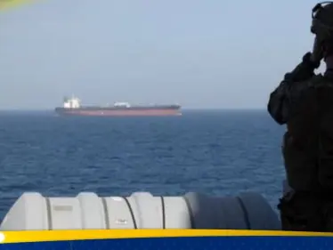 بالفيديو|| تصعيد في هرمز قبل المفاوضات.. واشنطن تسيطر على سفينة إيرانية وتنشر لقطات من المضيق - وكالة ستيب نيوز