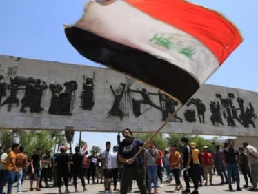 الحشد الشعبي يهدد قناتين عربيتين ببغداد.. والرئاسات الثلاث في العراق تعلق على الأحداث الأخيرة مطالبةً بأمرين