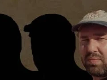 عقبة البطاح أكبر مختلسي أموال الثورة..ملايين الدولارات من "الحر" و"داعش" وصولاً لـ"الركبان"