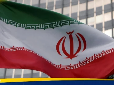 إيران ترفض التخلي عن البرنامج النووي.. وتهدد بهرمز