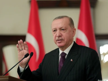 لأوّل مرّة في تاريخها.. أردوغان يكشف تصدير بلاده طائرات مسيرة إلى الاتحاد الأوربي ورئيس دولة أوروبية يشكره