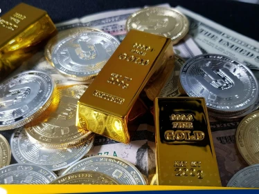 الفضة تسير على خطى الذهب الأونصة تسجل رقما قياسيا