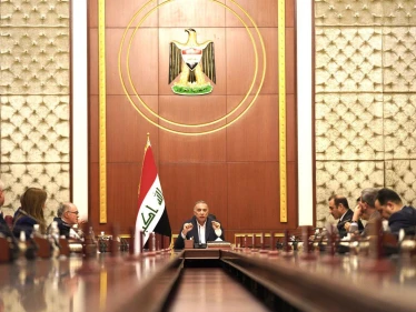 "نعرفهم جيداً" الكاظمي خلال جلسة استثنائية يهدد ويكشف أموراً هامة.. موجهاً بالشكر لهؤلاء