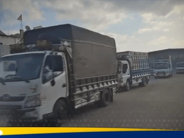 الجيش اللبناني يتسلم 8 شاحنات سلاح من المخيم الفلسطيني الأخطر