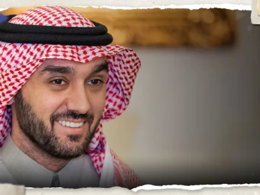 وزير الرياضة السعودي يثير الجدل بتصريحاته عن صفقة ميسي ونجوم العالم