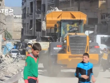 الدمار الكبير الذي لحق بالمباني السكنية في جسر الشغور جراء انفجار السيارة المفخخة يوم أمس