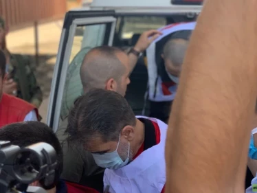 عملية تبادل الأسرى المحتجزين بين النظام السوري وفصائل المعارضة السورية الموالية لتركيا بمعبر أبو الزندين