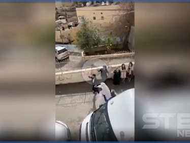 بالفيديو|| العروس تتراقص وحدها بالشارع.. شاهد العرس الفلسطيني الشعبي بزمن "كورونا"