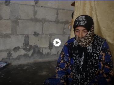 "عندما تضيق الحياة على الإنسان تجعله يقف حائراً" .. "أم عصام" السورية قصة معاناة من مخيمات النزوح - وكالة ستيب نيوز