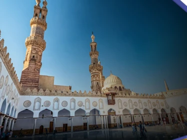 عالم أزهري يحذّر البشرية بعد العواصف الشديدة في مكة.. والسعودية تعلّق