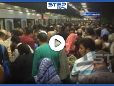 بالفيديو || "قنبلة موقوتة".. ازدحام للمصريين داخل ميترو أنفاق في أول أيام الحظر