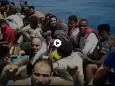 فيديو يوثق اللحظات الأخيرة لشباب قرية تلبانة المصريين قبل غرقهم في المتوسط خلال رحلتهم لإيطاليا
