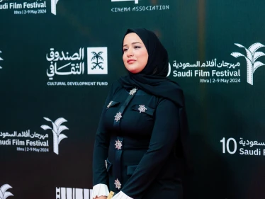 "درب زبيدة" يقود مخرجة سورية شابة إلى السجادة الحمراء.. من هي دنيا العطوة؟