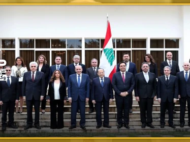 حكومة لبنان تقرّ خطوات مصيرية في محاولة لإنقاذ الاقتصاد المتهاوي