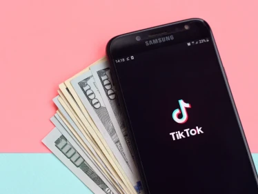 كيفية الربح من التيك توك ( TikTok) وأبرز وسائل تحقيق الأرباح منه