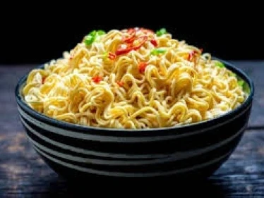 طريقة عمل نودلز بثلاث طرق سريعه وسهلة