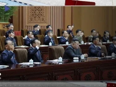 كوريا الشمالية تتبنى تعديلاً دستورياً لتكريس سياستها بشأن القوة النووية