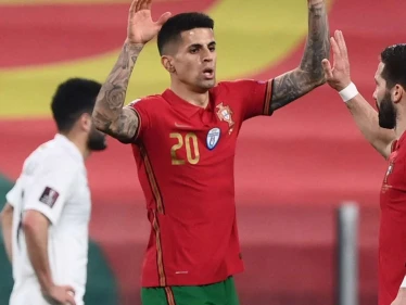 ثاني حالة خطرة في منافسات يورو 2020 ضمن منتخب البرتغال بعد حادثة كريستيان إريكسن