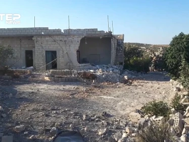 الهدنة لم تؤخر سكان قرية النقير في ريف إدلب عن إفراغ منازلهم بدلاً من العودة إليها