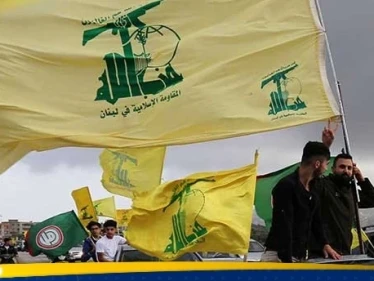 حزب الله اللبناني بوضع صعب.. والأمن يطرد موالين له من مطار بيروت