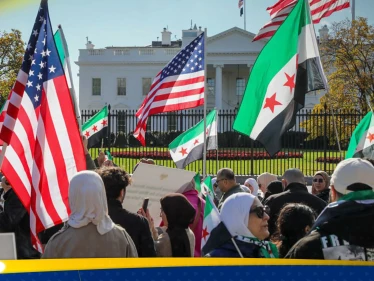 لماذا دخل الشرع البيت الأبيض من باب خلفي؟ وماذا يعني التعليق الجديد لـ"قيصر"؟ - وكالة ستيب نيوز