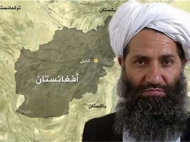 زعيم طالبان يكشف شرطاً سيحدد التزامهم بالقوانين والمعاهدات الدولية ويكشف موعد بدء الحكومة عملها