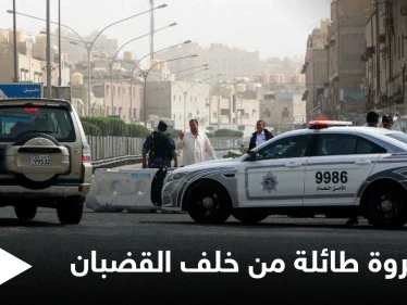 السجين النصاب.. شاب ينصب على مسؤولي وسفراء بلاده ويجمع ثروة هائلة وهو خلف القضبان