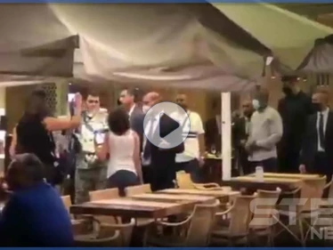 بالفيديو|| محتجون في لبنان يطردون وفداً عراقياً خلال مأدبة عشاء مع مسؤولين لبنانيين في بيروت