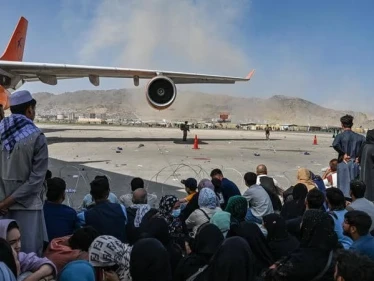 مسؤول في طالبان يكشف عن الفئة التي تمنعها الحركة من مغادرة البلاد