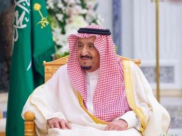 بأمر ملكي .. العاهل السعودي يعفي رئيس الشؤون الخاصة لخادم الحرمين الشريفين من منصبه
