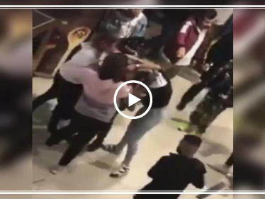 بالفيديو|| معركة فتيات داخل أحد أرقى مولات الأردن بسبب الـ"بلاك فرايدي"