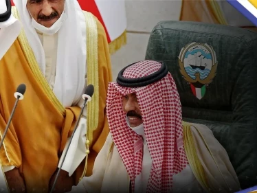 الديوان الأميري الكويتي ينفي تعرض أمير البلاد لعارض صحي طارئ