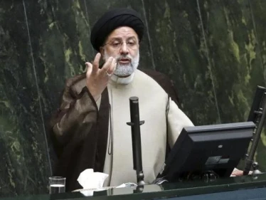 من قلب موسكو.. رئيسي يتحدث عن انهيار الناتو وأنشطة بلاده النووية