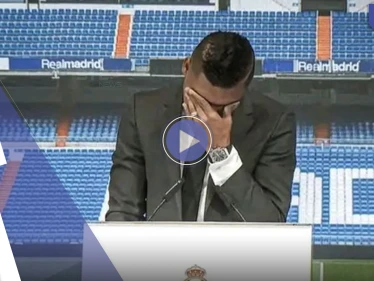 بالفيديو|| بدموع حارة وصوت مرتجف.. كاسيميرو يودع ريال مدريد
