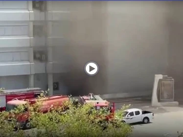 بالفيديو || حريق كبير في مدينة الطب وسط بغداد