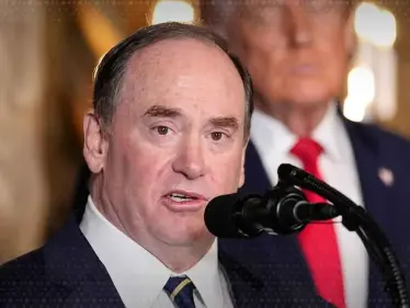 البنتاغون يعلن إقالة وزير البحرية الأمريكي بشكل فوري - وكالة ستيب نيوز