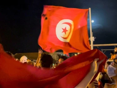 الاتحاد الأوروبي يوجه نصائح للتونسيين وسعيد يرد على اتهام "الانقلاب"