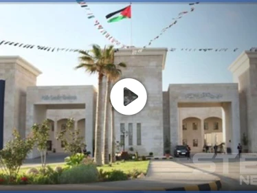 بالفيديو|| الضحية بالرمق الأخير مرمي ويطلب الإسعاف.. جريمة ثأر في الزرقاء هزت الأردن