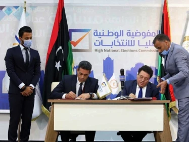 مفوضية انتخابات ليبيا تتحدث عن مرشح رئاسي لديه جنسية أجنبية وتزوير بشهادات جامعية